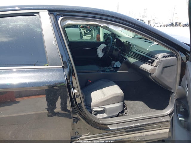 2026 TOYOTA CAMRY LE 5