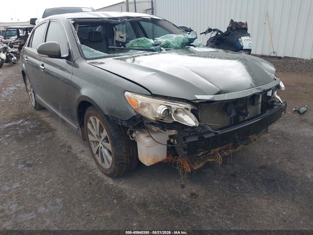 2011 TOYOTA AVALON LIMITED