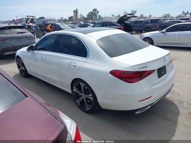 2026 MERCEDES-BENZ C 300 3