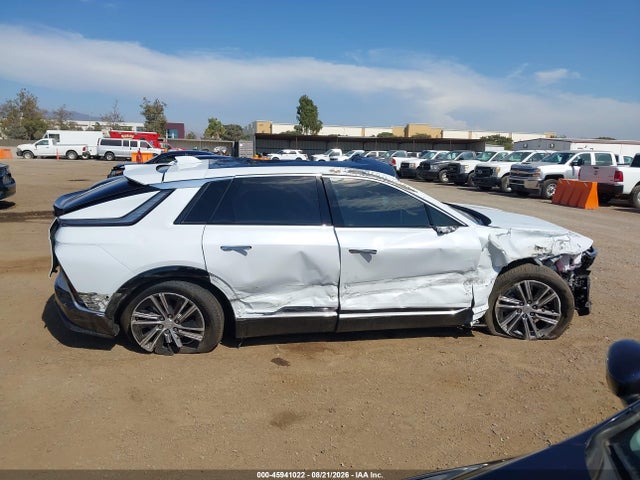 2026 CADILLAC LYRIQ LUXURY AWD 12