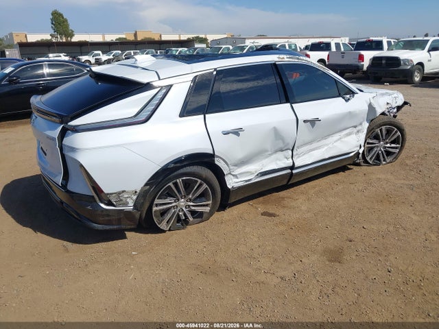 2026 CADILLAC LYRIQ LUXURY AWD 4