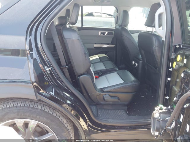 2023 FORD EXPLORER XLT 8