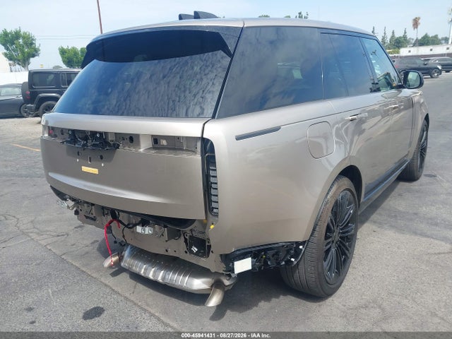 2026 LAND ROVER RANGE ROVER P400 SE 4
