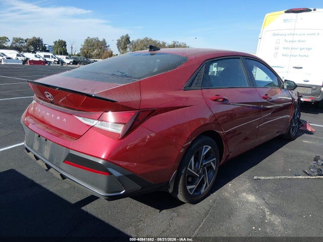 صورة 4 لـ 2025 Hyundai ELANTRA SEL SPORT