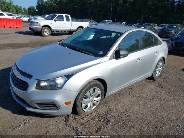 2015 Chevrolet CRUZE LS AUTO — фото 2