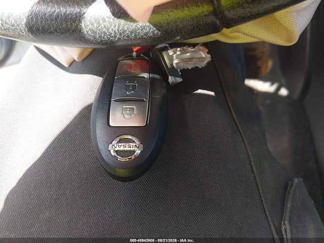 2012 Nissan VERSA 1.8 SL 照片 11