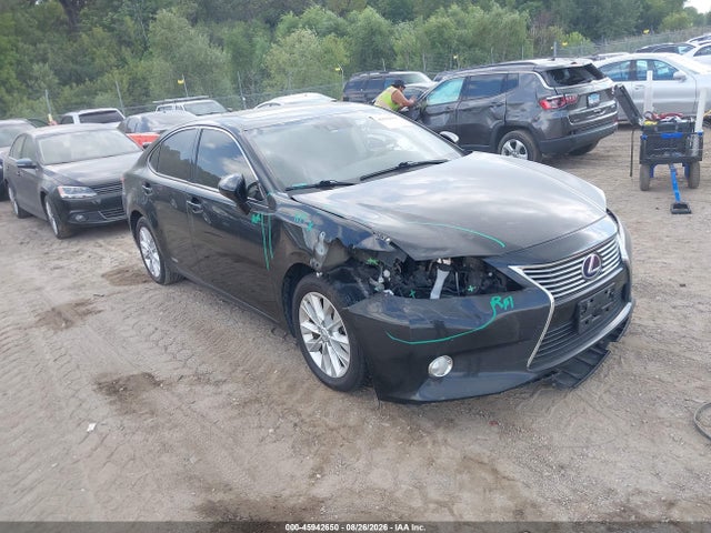2013 LEXUS ES 