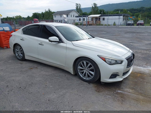 2016 INFINITI Q50 3.0T PREMIUM