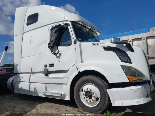 2014 VOLVO VN VNL