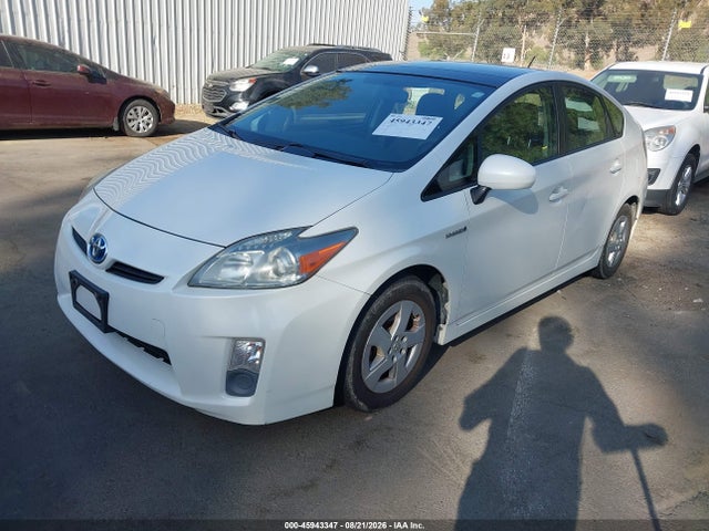 2011 Toyota PRIUS THREE 照片 2