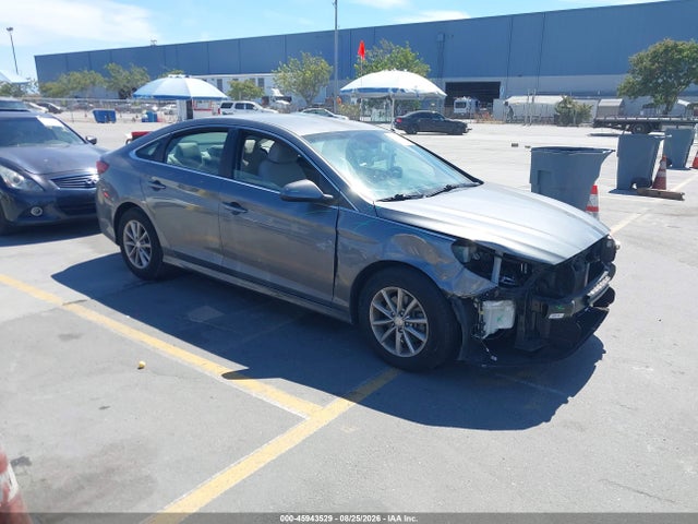 2018 HYUNDAI SONATA SE
