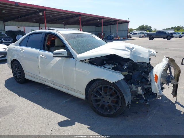 2011 MERCEDES-BENZ C 300 LUXURY/SPORT