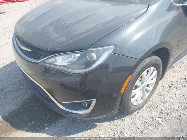 2019 CHRYSLER PACIFICA TOURING L 6