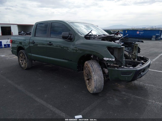 2024 NISSAN TITAN SV 4X4