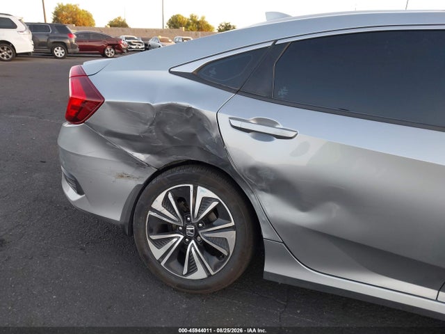 2016 Honda CIVIC EX-T — фото 6