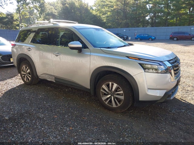 2025 NISSAN PATHFINDE SL 4WD