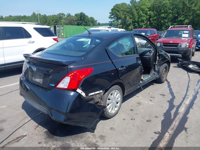 2015 Nissan VERSA 1.6 S+ — фото 4