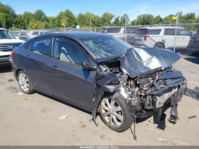 2013 HYUNDAI ACCENT GLS