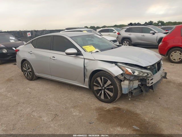 2022 NISSAN ALTIMA SV FWD