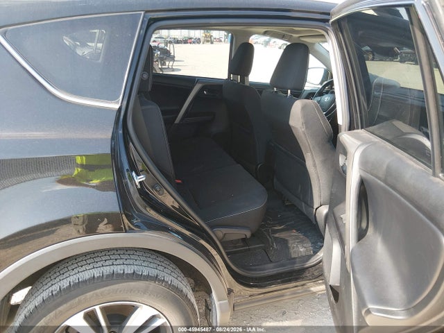 2018 TOYOTA RAV4 XLE 8