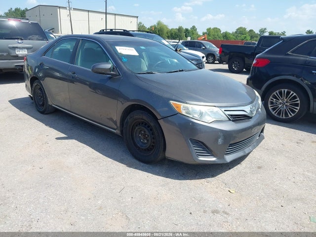 2013 TOYOTA CAMRY LE