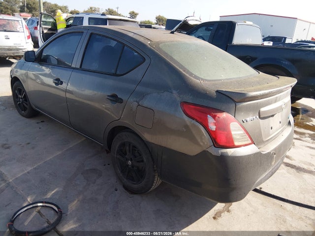 2015 Nissan VERSA 1.6 S+ photo 3