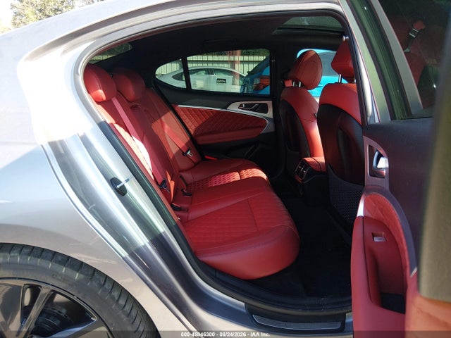 2023 GENESIS G70 3.3T RWD 8