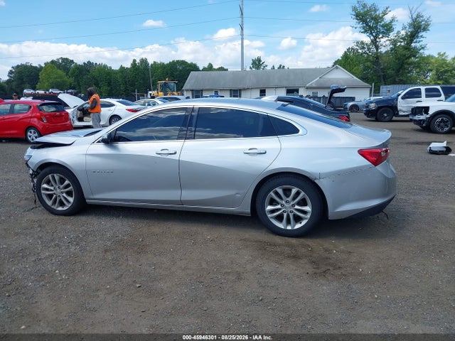 2017 CHEVROLET MALIBU 1LT 14