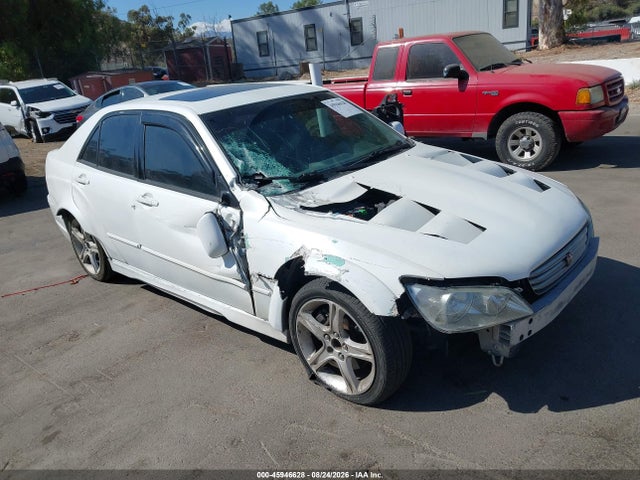 2002 LEXUS IS 