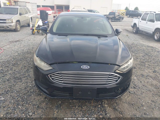 2017 FORD FUSION SE 12