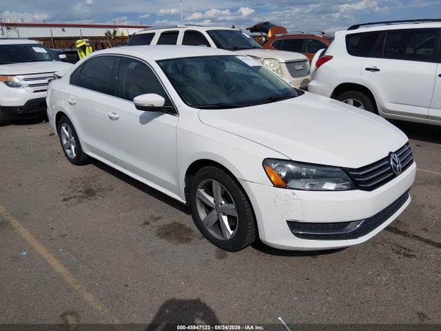 2015 VOLKSWAGEN PASSAT 1.8T SE