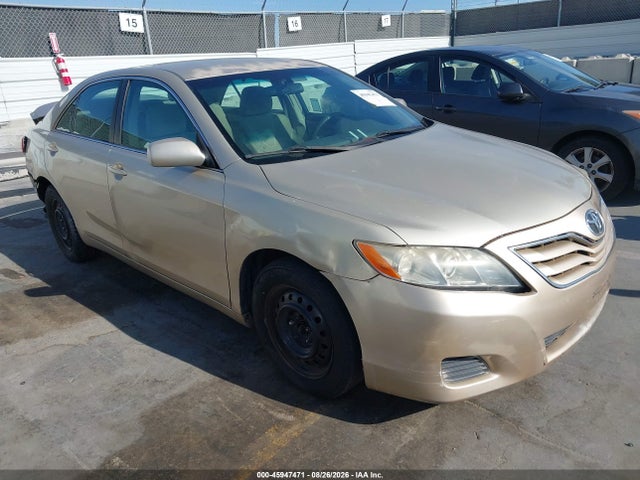 2010 TOYOTA CAMRY LE
