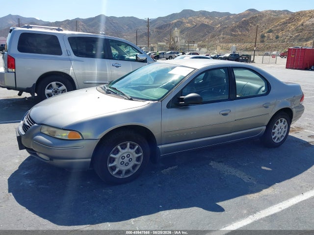 1999 Chrysler CIRRUS LXI 照片 2