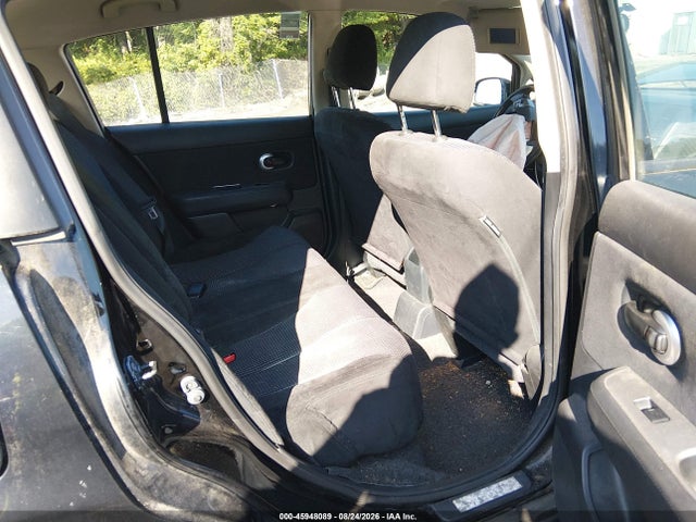 2010 Nissan VERSA 1.8SL — фото 8