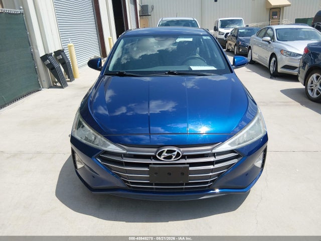 2019 HYUNDAI ELANTRA SE 12