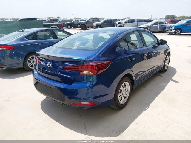2019 HYUNDAI ELANTRA SE 4