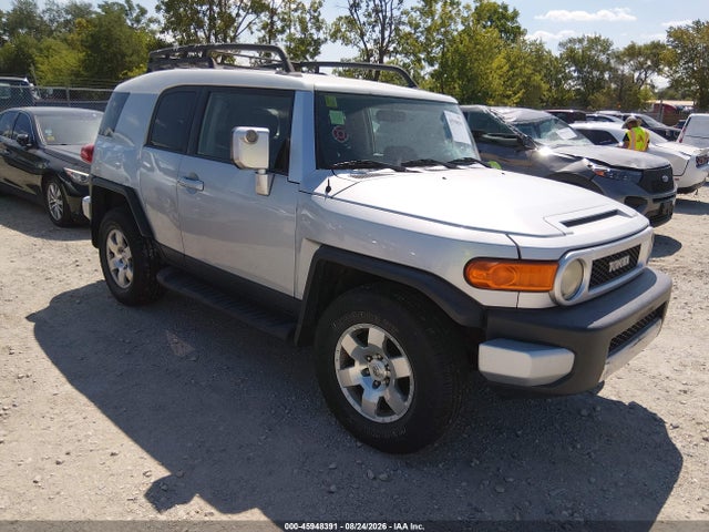 2007 TOYOTA FJ CRUISER 
