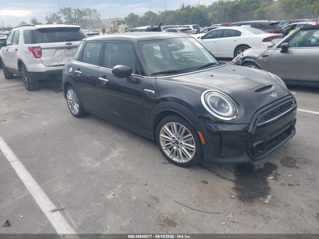 2024 MINI HARDTOP COOPER S