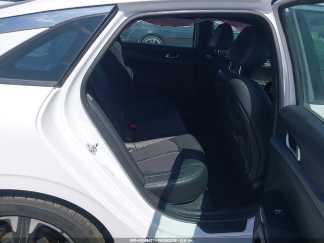 2023 KIA K5 GT-LINE 8