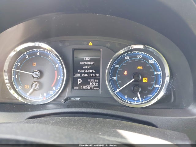 2017 TOYOTA COROLLA LE 7