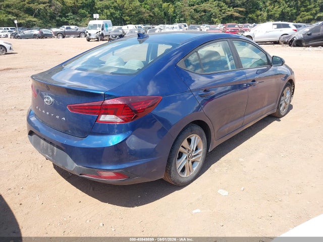 2019 HYUNDAI ELANTRA SEL 4