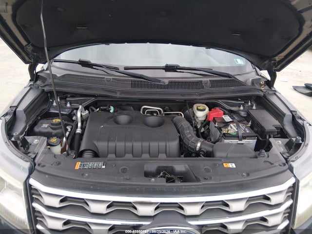 2017 FORD EXPLORER XLT 10