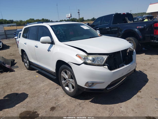 2013 TOYOTA HIGHLANDE LIMITED V6