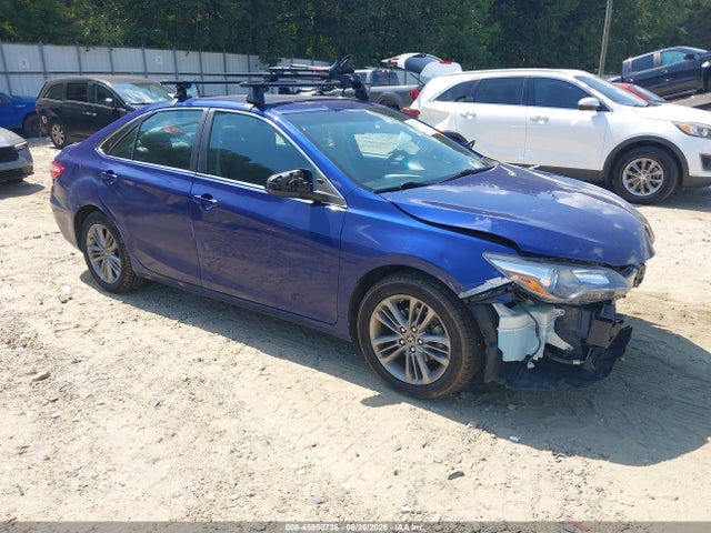 2016 TOYOTA CAMRY SE