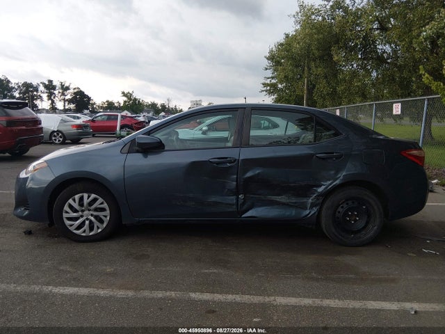 2017 TOYOTA COROLLA LE 6