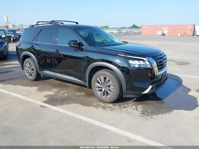 2023 NISSAN PATHFINDE SV FWD