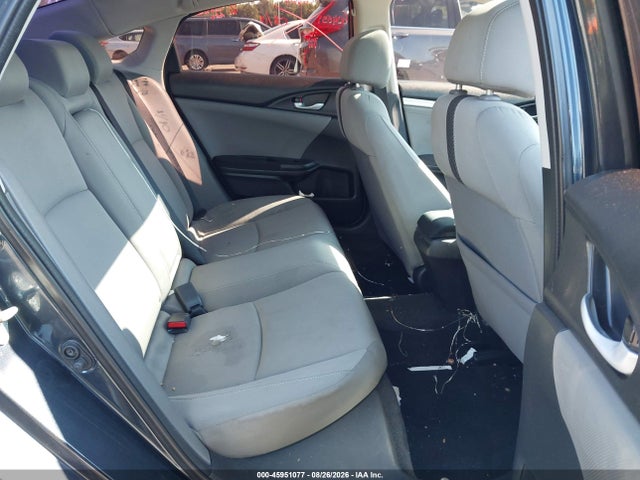 2018 HONDA CIVIC EX 8