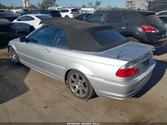 2001 BMW 325CI 照片 3