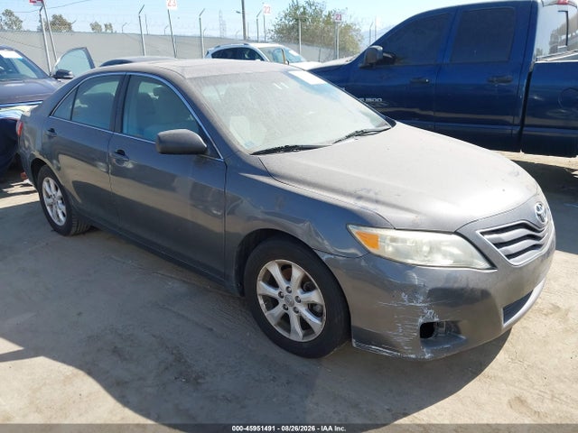 2011 TOYOTA CAMRY LE
