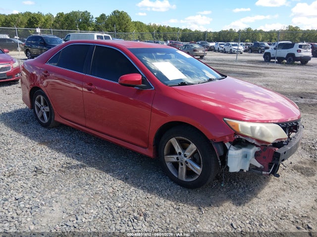 2012 TOYOTA CAMRY SE